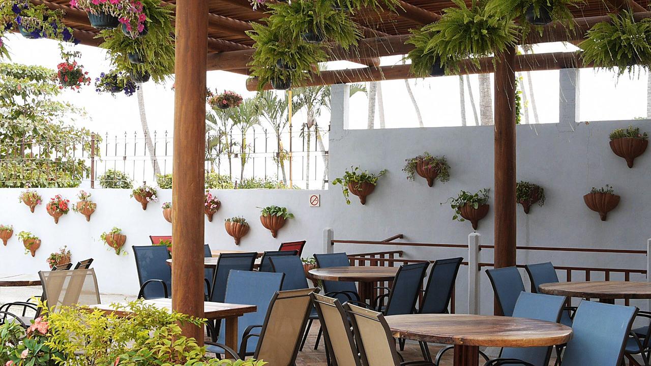 Cabanas Del Capitan Hotel Rincon de Guayabitos Exterior photo